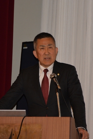 人口減少「見方を変えてチャンスに」 酪農学園理事長の髙島英也氏/デーリー東北政経懇話会