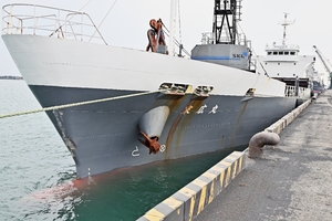 【興富丸沈没事故】海へ飛び込み避難か 乗組員証言「目の前に貨物船」