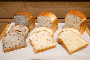 【chou chou３月号Pickup】雑穀や全粒粉を日々の食卓へ「からだ想いの食パン」新登場 /一本堂（八戸）