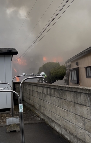 八戸市で住宅など７棟焼く火災