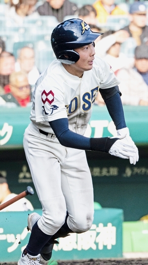 【センバツ】天国の母へ、魂の３安打　光星の長野「喜んでくれたかな」