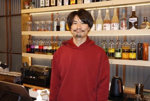 【東北見聞録】築百年の蔵カフェオープン　音響、味で「心満たして」　弘前移住の足達さん