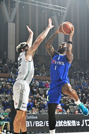 ワッツ、最下位転落 神戸と66-106、5連敗/Bリーグ2部