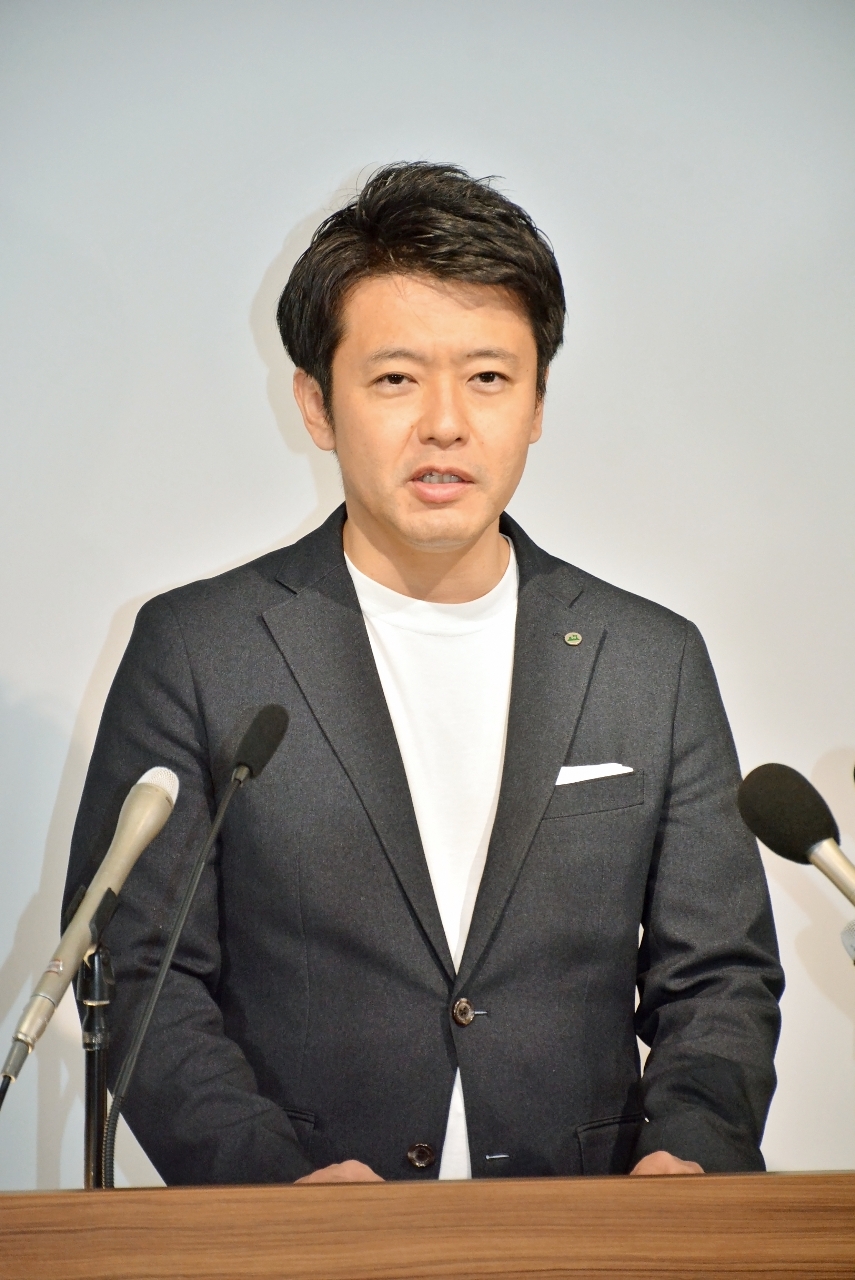 26年度の使用済み核燃料搬入を現時点で認めない考えを示す宮下宗一郎知事=31日、青森県庁