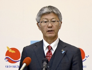 核燃搬入「国が指導力発揮を」 むつ中間貯蔵巡り柏崎市長