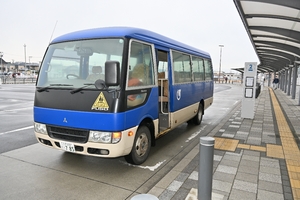 かかる時間や交通量確認 新郷、高校スクールバスがテスト走行