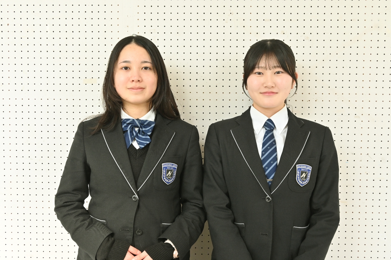 デザインに願い込め 小泉さん、大橋さん(工大二高)がヤングポストのカット制作