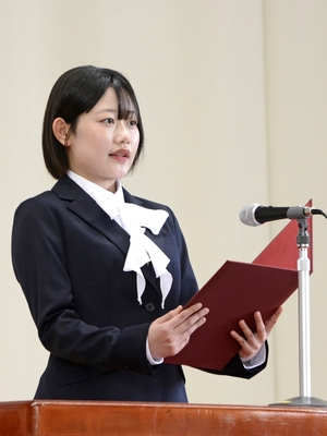 「夢に向かってまい進したい」　八戸学院大・短大で入学式