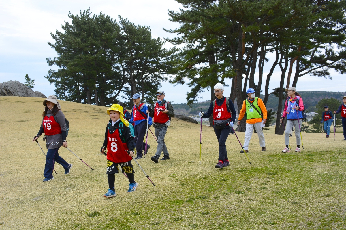 春の種差海岸を満喫／八戸で散策イベント
