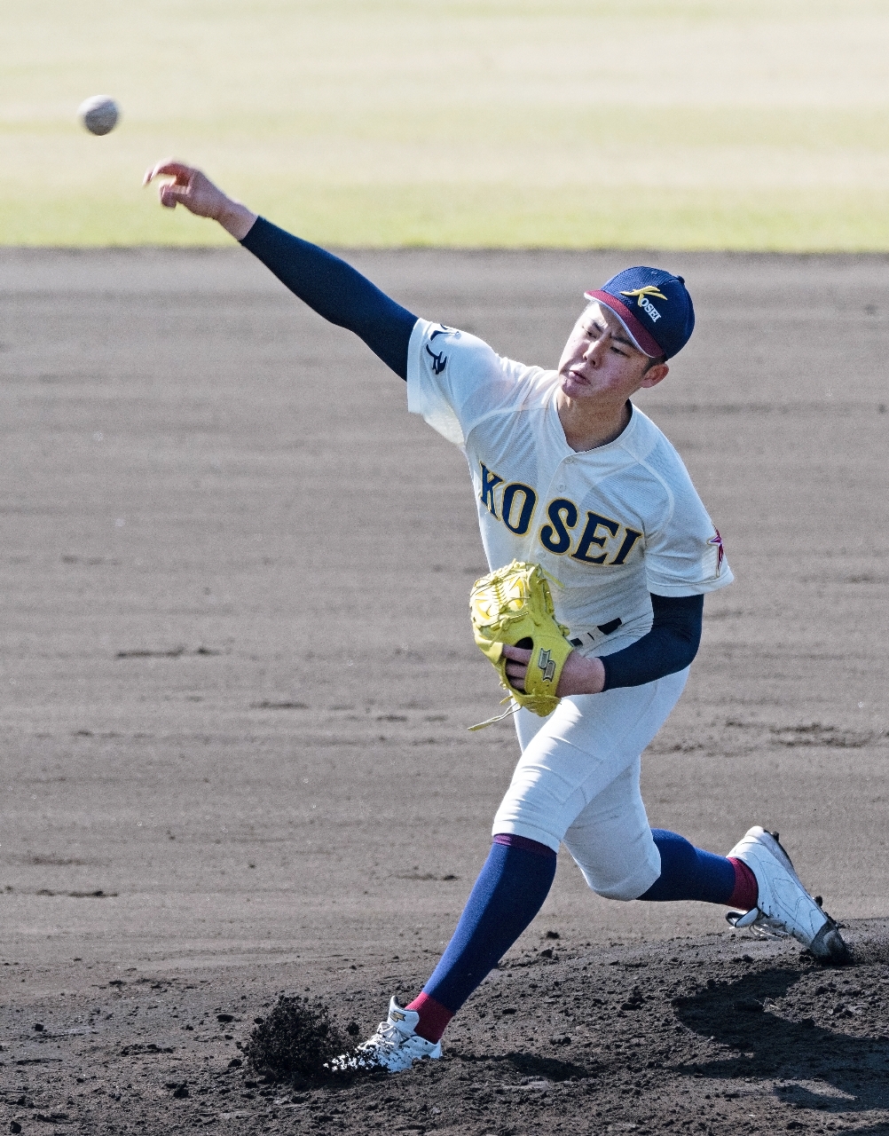 【八戸地区決勝・八学光星-工大一】9回を無四球10奪三振で完封した八学光星の北口晃大=八戸東
