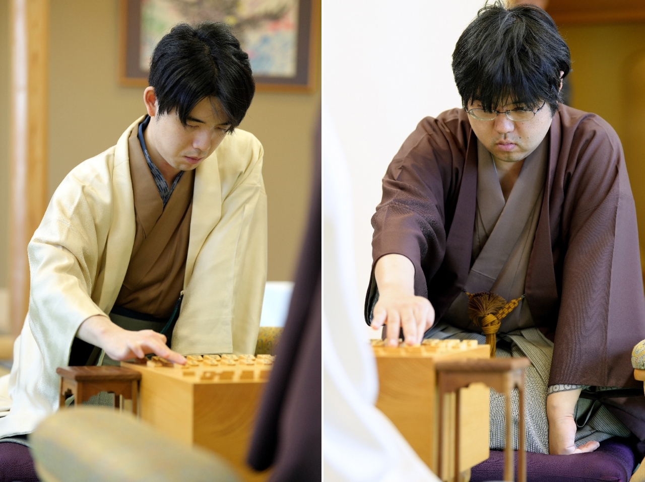 初手を指す藤井聡太名人（写真左）と、２手目を指す糸谷哲郎九段＝２５日、青森市（日本将棋連盟提供）