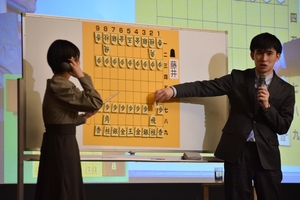 【将棋名人戦】ファン殺到、大盤解説盛況　「八戸でもタイトル戦を」の声も