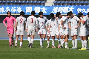 【サッカー天皇杯県代表決定戦】JFL東地区首位の実力痛感/八学大