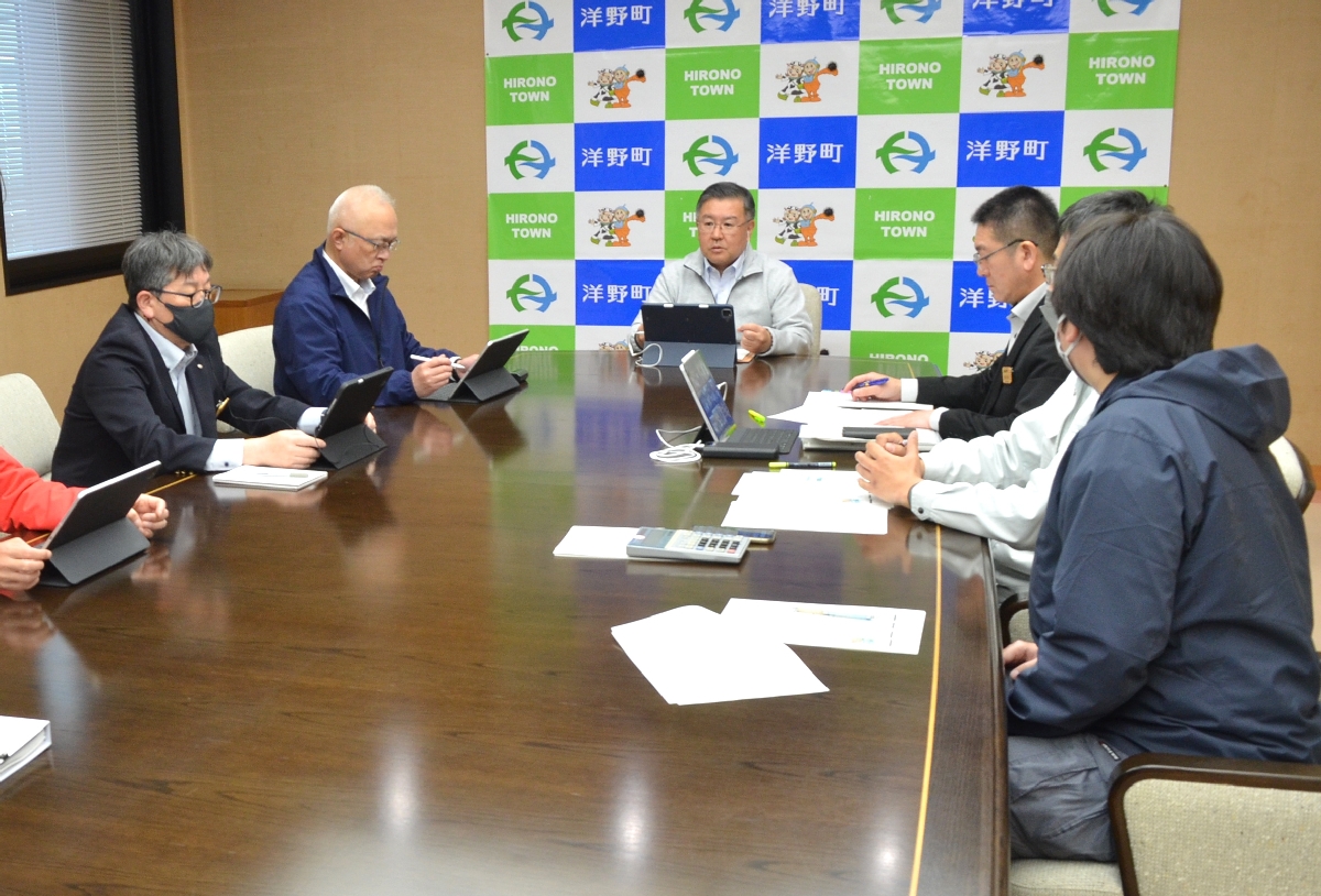 クマ出没時の対応確認、放任果樹の伐採など防止策も　洋野町が対策会議