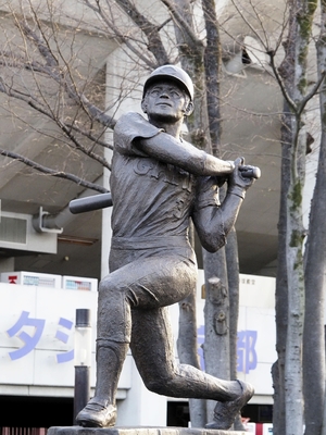 【どうぞう！　見て知って】衣笠祥雄（京都市右京区）　骨折してもフルスイング