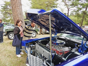 ２５０台集結、愛車談義に熱　六戸でクラシックカーミーティング《📸×5》