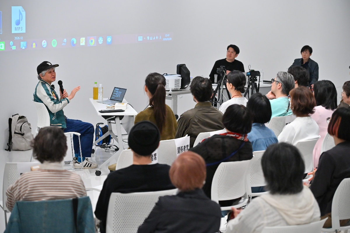 出会いや交流の秘話語る 国松希根太さんと奈良美智さんがトーク/十和田現美