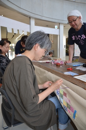 伝統文化に触れてみて 八戸・はっちで「南部ひしざし祭」開幕