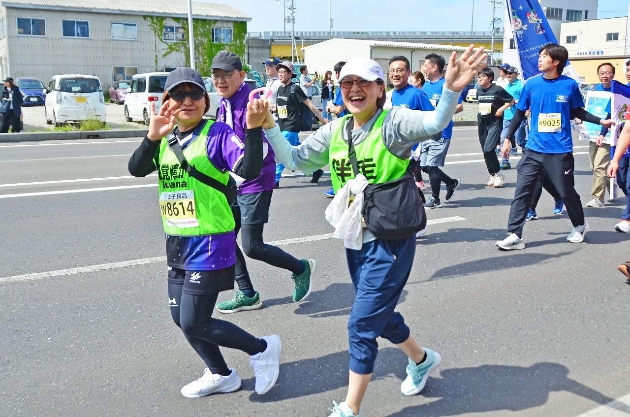 【八戸うみねこマラソン】この道は“挑戦の舞台” 障害ある人やリハビリの人、目標さまざま