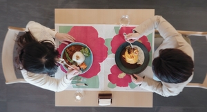 本紙“使う新聞”企画に金賞　25年12月発行のランチョンマット／豪広告業界紙アワード