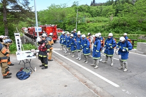 南部町林野火災、火の勢い収まる