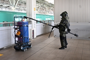 不審者、テロ対策万全に JR東と県警が訓練/あおもり国スポ・障スポ