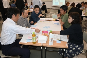 「若者への支援を」「自然を生かして」　市民らワークショップで議論　第３次総合計画策定へ／十和田