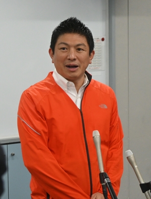 統一選「青森市中心に候補者」/参政・神谷代表