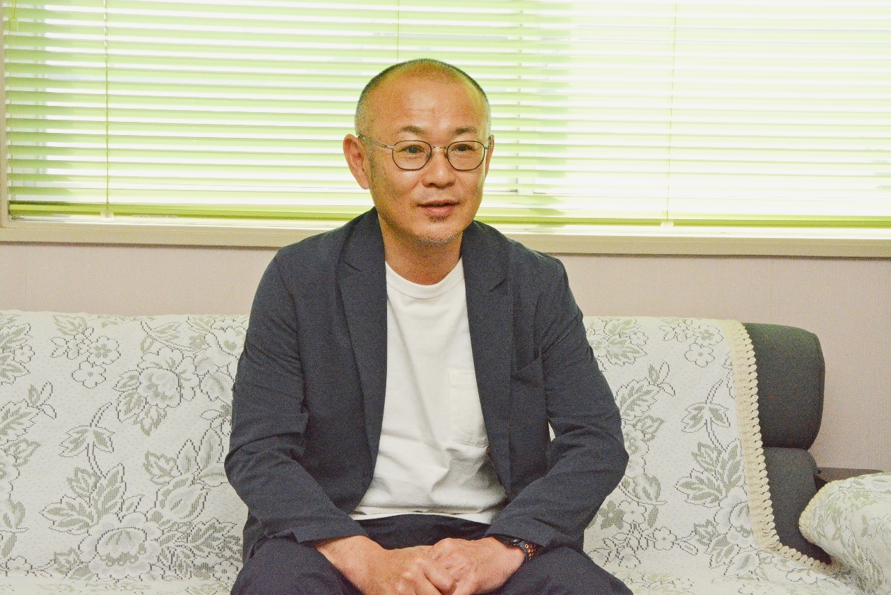小川健吾氏