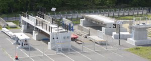 実物の橋、耐震補強工法モデルなど展示/八戸工大に体験施設「HITインフラミュージアム」完成《📸×5》