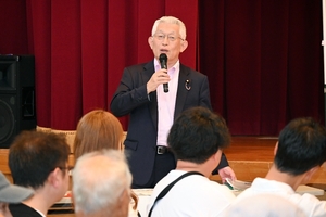 まちづくりの意識変革呼びかけ　前兵庫県明石市長・泉房穂氏が講演／十和田