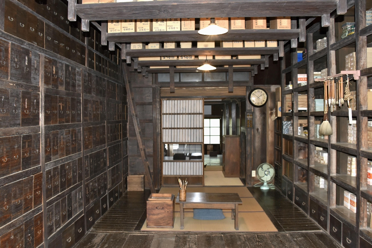 　復元された文具店「武居三省堂」＝東京都小金井市