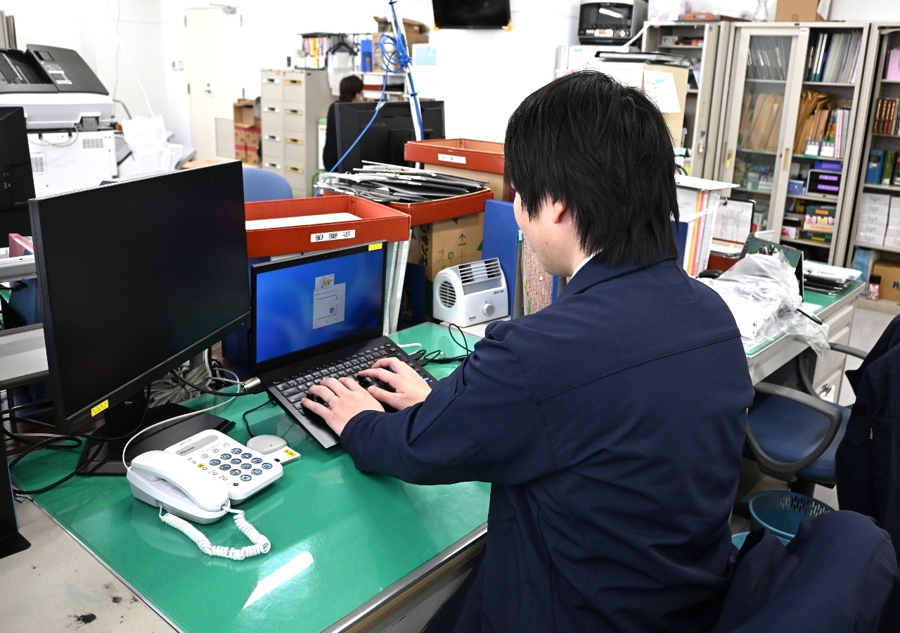 青森県警は人材の確保に向け、働きやすい環境づくりを進める(写真はイメージ)