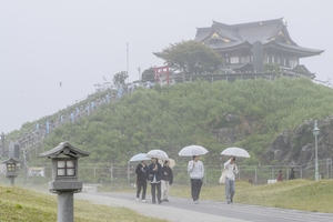 ３日続けてブルブル　曇りや雨、青森県内肌寒く