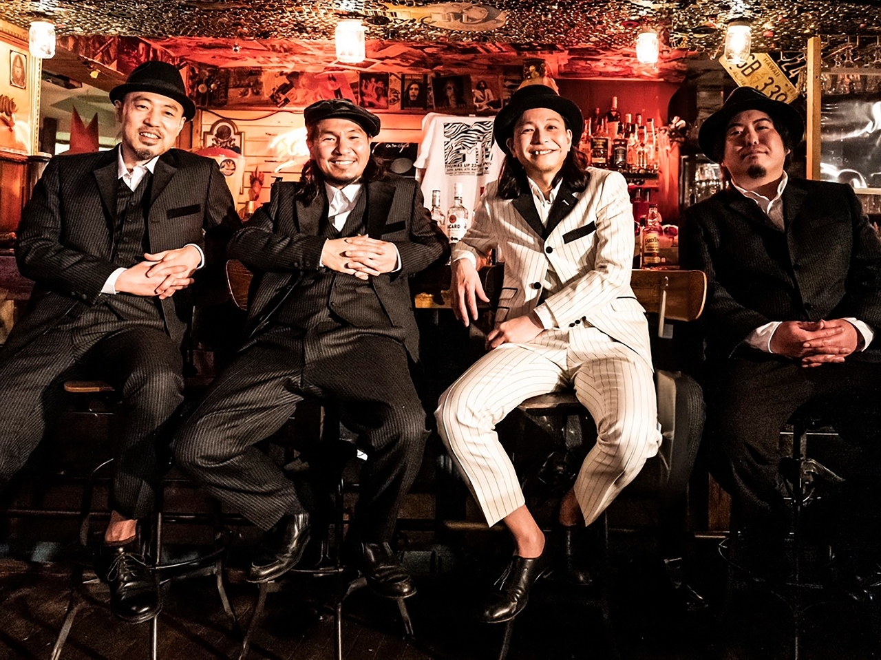 雨ふらしカルテット。左から野月隆志さん、田中創さん、葛西孝道さん、佐々木パンツ拓也さん(バンド提供)