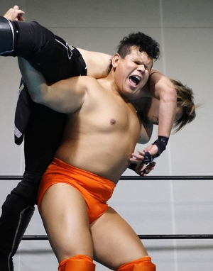 【時の人】夢を諦めるなと訴える全盲のプロレスラー、大舘裕太さん