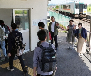 鉄道駅有人化し留学生支援　交通網維持も狙い／宮城