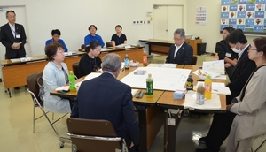 ７月に統合の意向調査実施　階上中と道仏中再編、高校生以上の町民対象／検討委