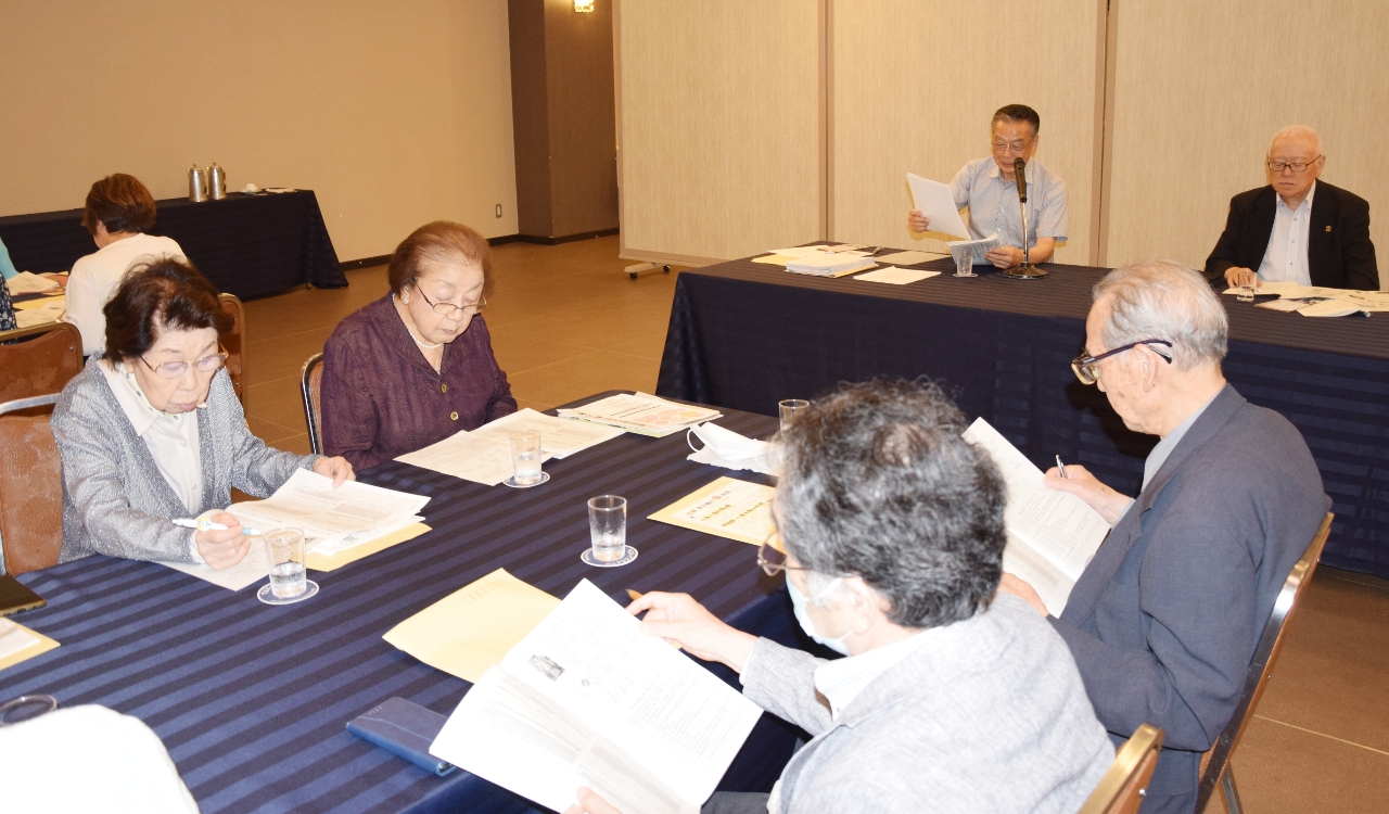 三浦哲郎と小泉八雲のゆかりについて学ぶ 八戸・三浦文学顕彰会が集い