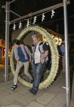 無病息災願い込め 八戸・神明宮で「茅の輪祭り」