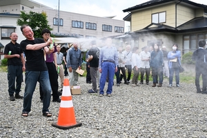 山林でのクマ対策は？　漆搔き職人向けに講習会　市内での被害受け／二戸