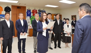 地震の“累積被害”も救済を 新制度創設の働きかけを市に緊急要望/八戸市議会