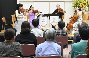 掛け合いのような演奏にうっとり　都響が弦楽四重奏コンサート／野田