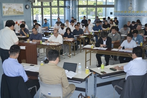 八戸、函館両港の関係者が課題共有 認知度向上、価値発信が鍵/八戸でムラサキイカ流通懇