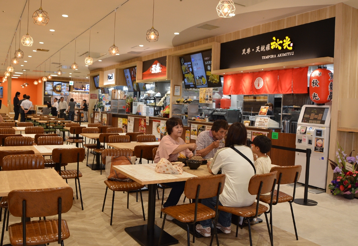 八食センター味横丁がリニューアル フードコート形式、新店舗も