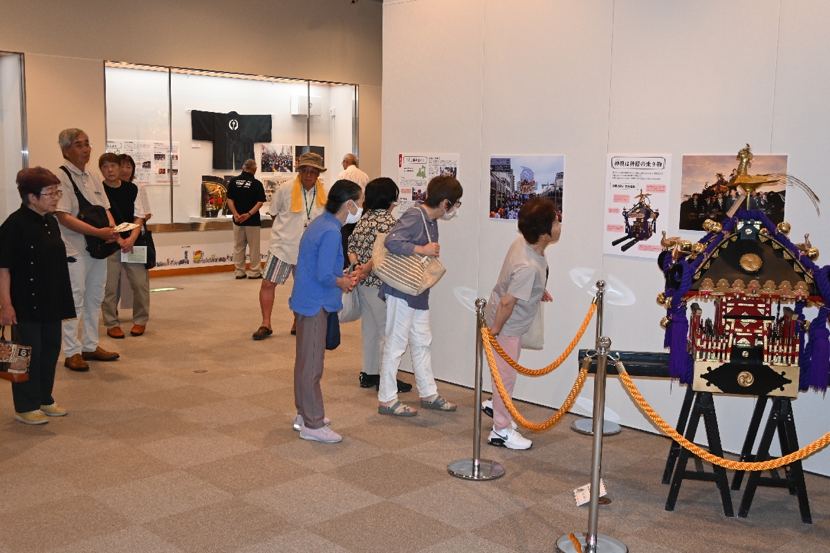 馬事公苑称徳館で特別展「青森のまつり図鑑」１８日から／十和田
