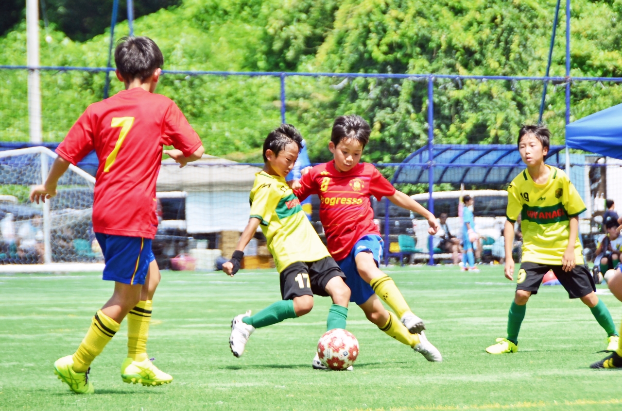 東北5県12チームが熱戦を繰り広げたサッカー大会