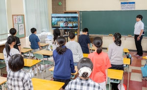 【2026震度6強】使えぬ体育館、活動に苦慮 市内3小中学校、代替策探る/八戸