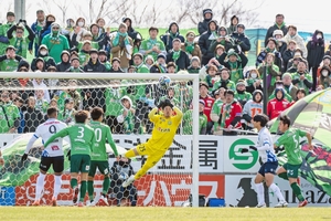 【ヴァンラーレ新スタジアム】「応援に熱」サポーターら歓迎　経済効果に期待も