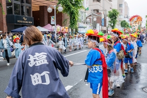 【八戸三社大祭】「お互い様」で恩返し 塩町組、柏崎新町組から子どもたち受け入れ
